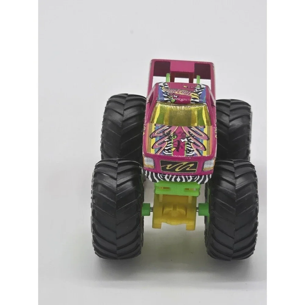 Hot Wheels Torque Terror Monster Truck  1:24 Scale Diecast
